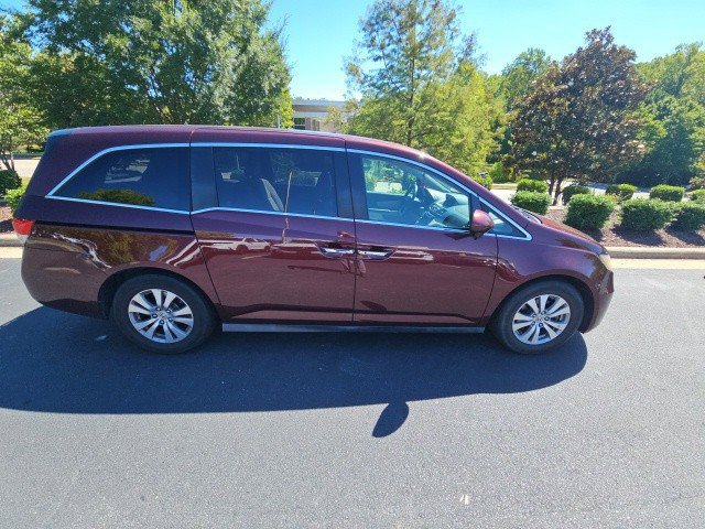 Used 2017 Honda Odyssey SE image 10
