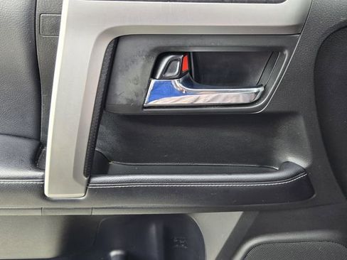 Used 2018 Toyota 4Runner SR5 image 27