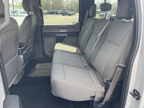 Used 2019 Ford F150 XLT w/ Equipment Group 302A Luxury AWD/4WD image 13