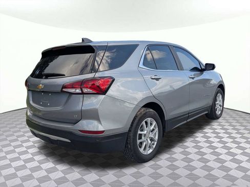 Used 2024 Chevrolet Equinox LT FWD image 3