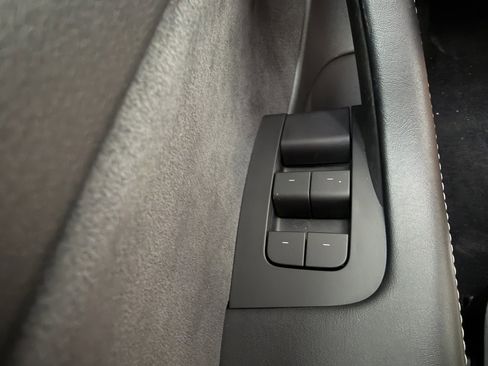 Used 2022 Tesla Model 3 Performance image 29