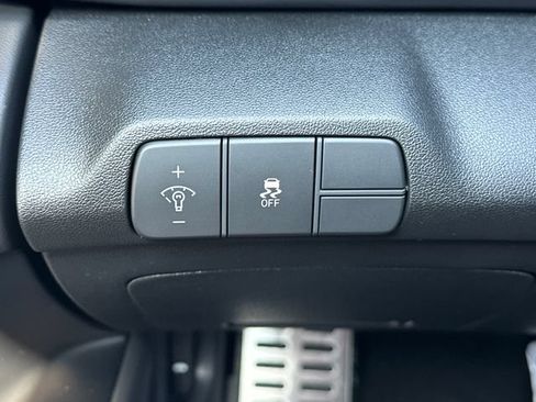 New 2026 Hyundai Elantra SEL Sport FWD image 30