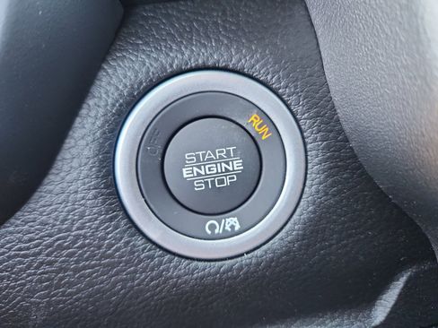 New 2026 RAM 1500 Express AWD/4WD image 31