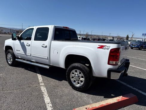 Used 2013 GMC Sierra 2500 SLT w/ SLT Convenience Package AWD/4WD image 5