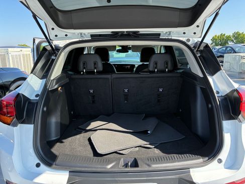 Used 2025 Buick Encore GX Preferred FWD image 30