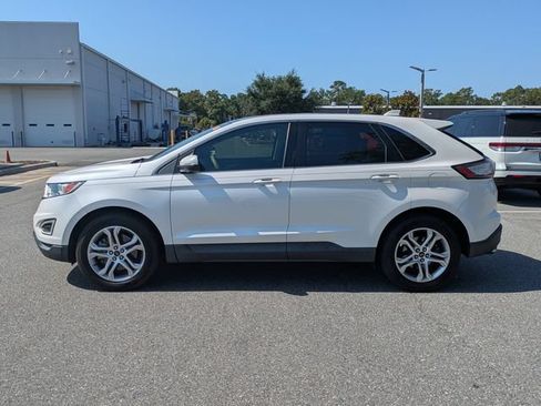 Used 2018 Ford Edge Titanium w/ Equipment Group 301A FWD image 6