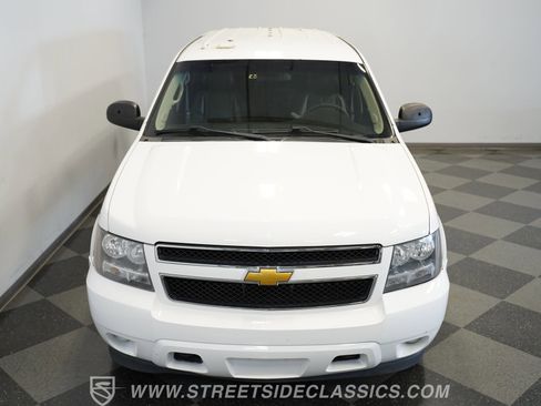 Used 2013 Chevrolet Suburban 2500 AWD/4WD image 37