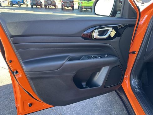 New 2026 Jeep Compass Latitude image 7