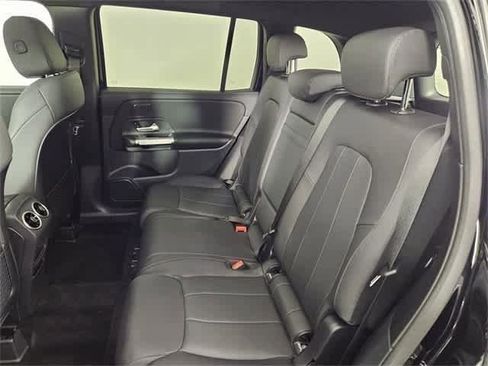 Used 2025 Mercedes-Benz GLB 250 GLB 250 image 20