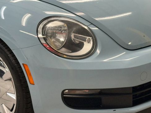 Used 2014 Volkswagen Beetle 2.5 FWD image 6