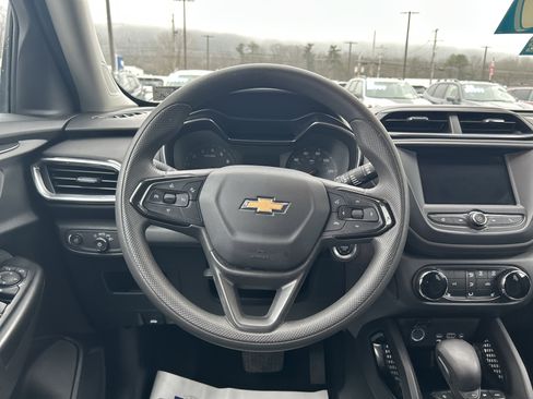 Used 2022 Chevrolet TrailBlazer LT image 19