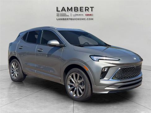 New 2026 Buick Encore GX Avenir w/ Avenir Technology Package AWD/4WD image 7