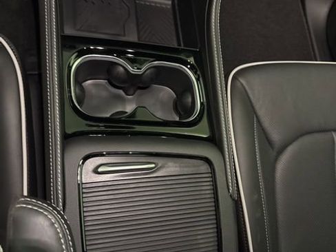 New 2026 Chrysler Pacifica Limited image 35