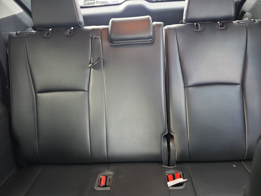 Used 2022 Toyota Highlander Limited AWD/4WD image 14