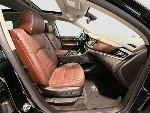 Used 2019 Buick Enclave Avenir image 27
