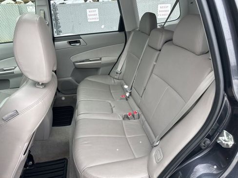 Used 2010 Subaru Forester 2.5X Limited image 22