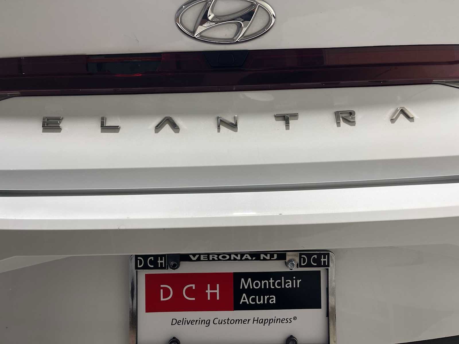 Used 2021 Hyundai Elantra SEL FWD image 7