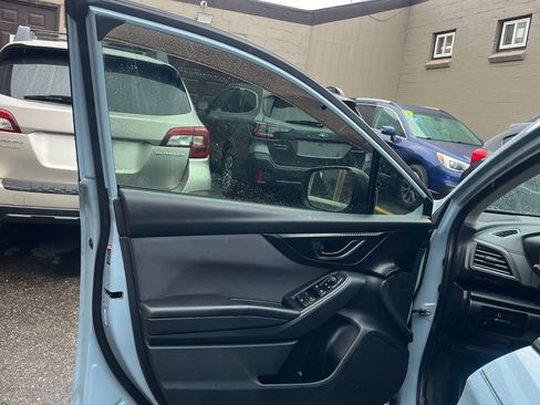 Used 2019 Subaru Crosstrek 2.0i Premium AWD/4WD image 10