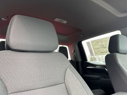 New 2026 GMC Sierra 1500 Elevation image 16