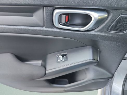 Certified 2023 Honda Civic EX image 22