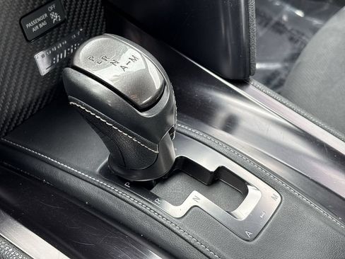 Used 2015 Nissan GT-R Premium AWD/4WD image 23