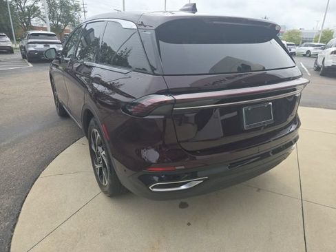 Used 2024 Lincoln Nautilus Premier w/ Equipment Group 102A AWD/4WD image 9