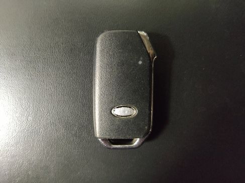 Used 2020 Kia Telluride S image 32