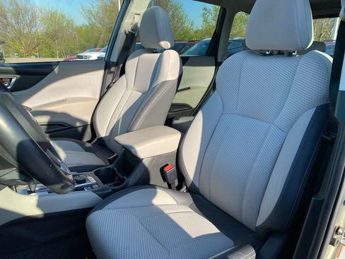 Used 2020 Subaru Forester Premium image 18