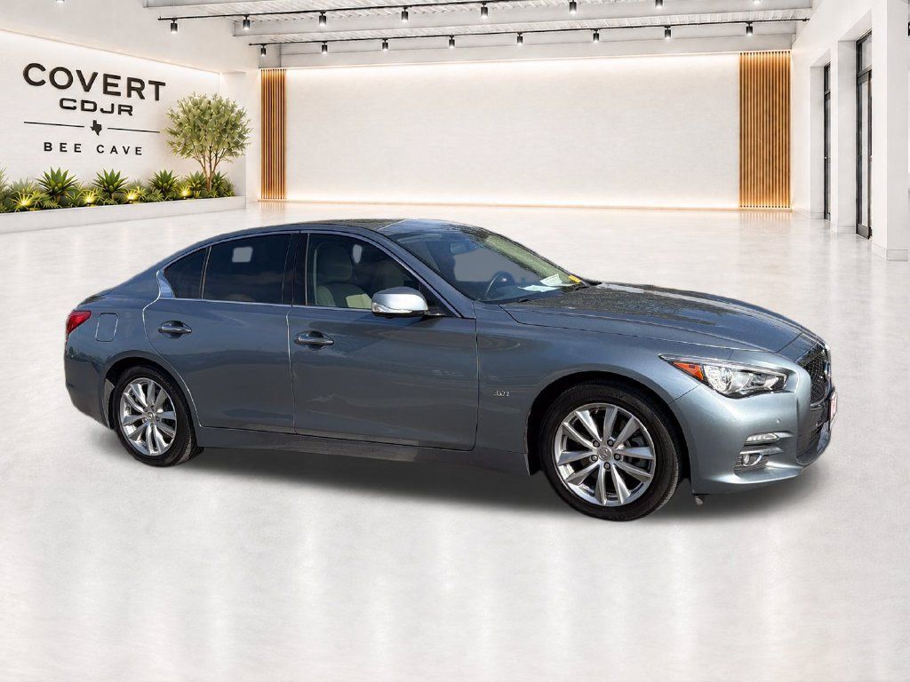 Used 2016 INFINITI Q50 3.0t Premium w/ Driver Assistance Package RWD image 12