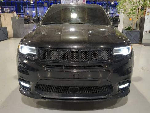 Used 2018 Jeep Grand Cherokee SRT AWD/4WD image 3