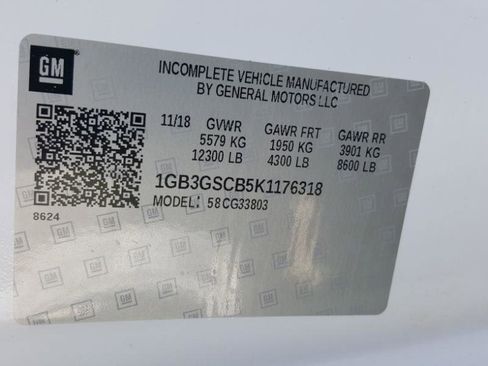 Used 2019 Chevrolet Express 3500 G3500 159 image 23