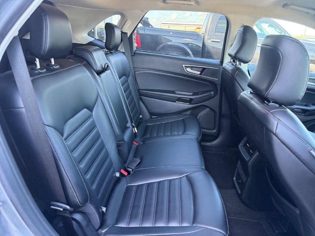 Used 2024 Ford Edge SEL AWD/4WD image 39
