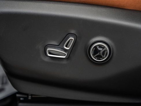 New 2026 Chrysler Pacifica Pinnacle AWD/4WD image 43