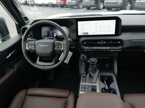 New 2026 Toyota Land Cruiser image 10