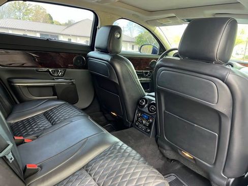 Used 2017 Jaguar XJ L Portfolio AWD/4WD image 19