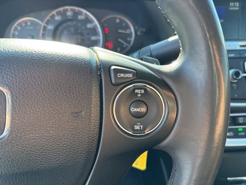 Used 2014 Honda Accord Sport image 26