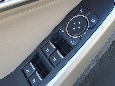 Used 2023 Ford Explorer Limited w/ Hybrid Equipment Group 310A image 30