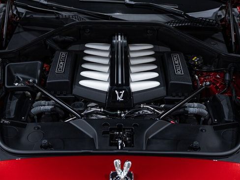 Used 2019 Rolls-Royce Wraith RWD image 39
