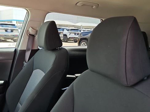 Used 2025 Kia Soul LX w/ LX Technology Package FWD image 15