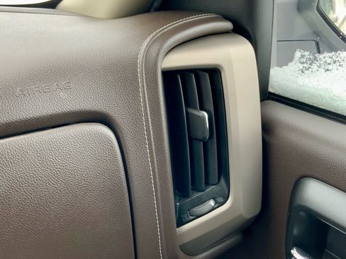 Used 2018 GMC Sierra 1500 Denali image 43