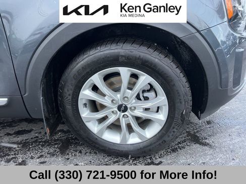 Used 2022 Kia Telluride LX image 21