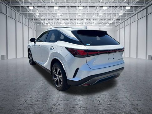 Used 2023 Lexus RX 350 Premium w/ Cold Area Package FWD image 5