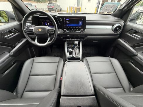 Used 2023 Chevrolet Colorado LT w/ LT Convenience Package III AWD/4WD image 19