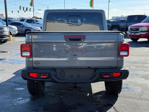 Used 2022 Jeep Gladiator Rubicon w/ Cold Weather Group image 7