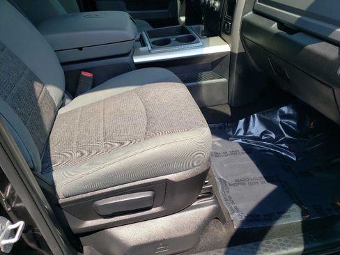 Used 2015 RAM 1500 Big Horn AWD/4WD image 15