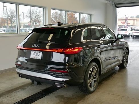 New 2025 Audi Q5 Prestige image 6