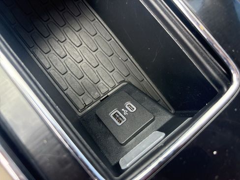 Used 2023 Lincoln Aviator Grand Touring w/ Equipment Group 301A AWD/4WD image 27