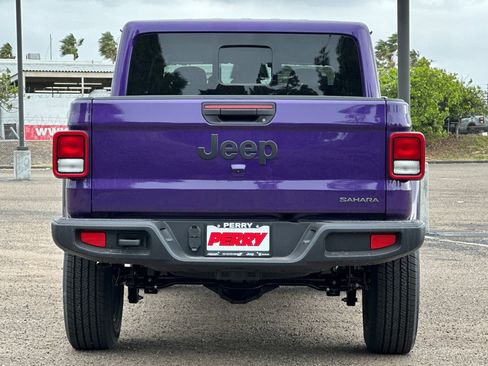 New 2026 Jeep Gladiator Sport image 5