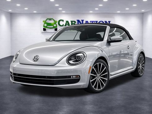 Used 2016 Volkswagen Beetle 1.8T S FWD image 1