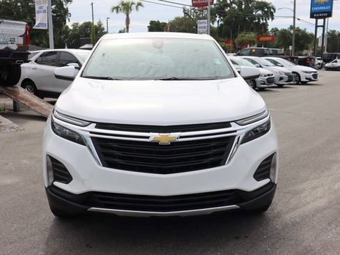 Certified 2022 Chevrolet Equinox LT image 2